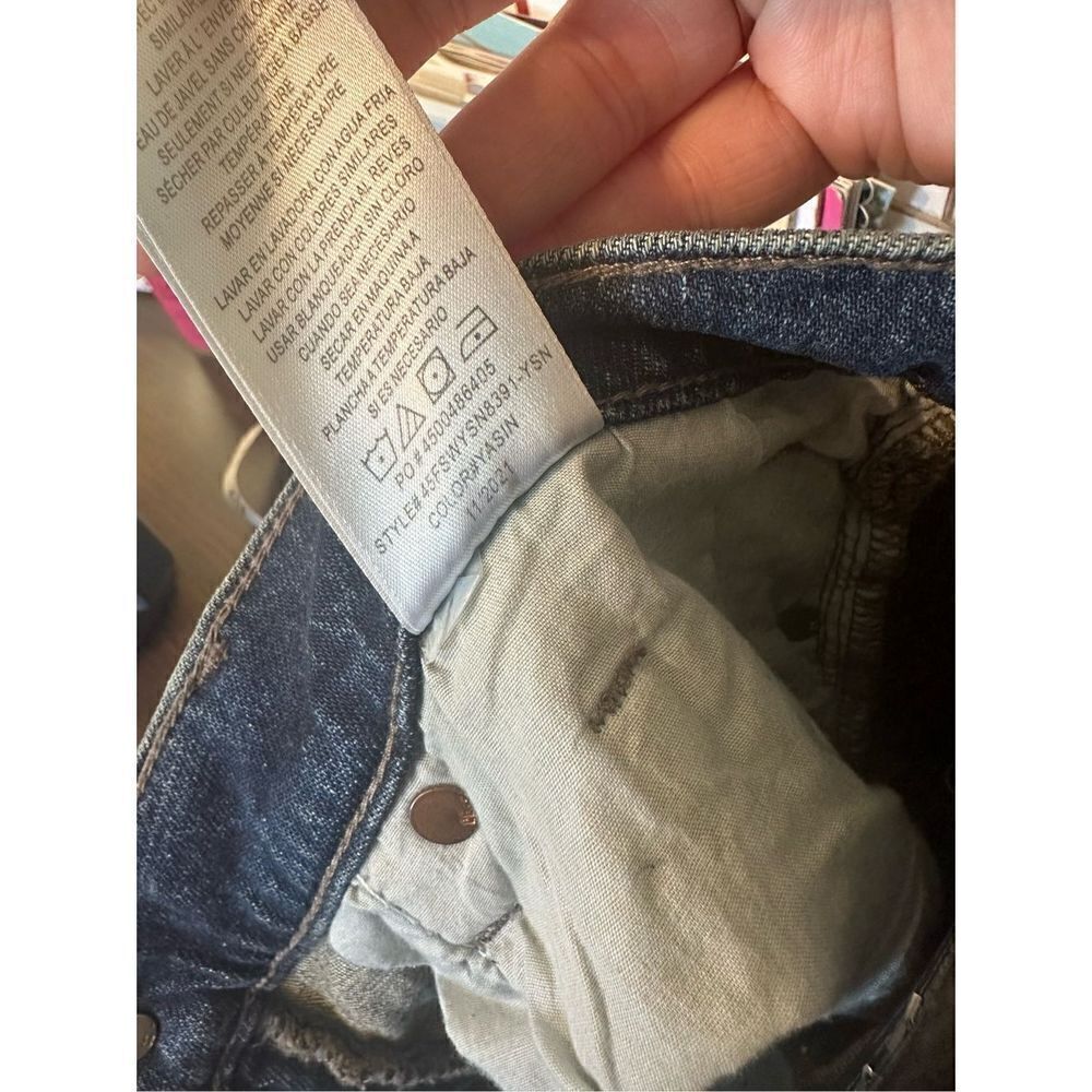 NWT Joe’s Women’s Tapered Slim Distressed Jeans - Size 32 - Picture 10 of 10